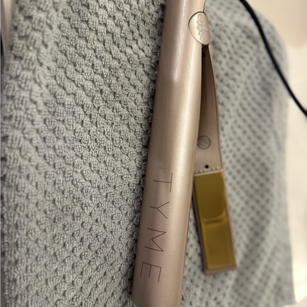 TYME Curling Iron